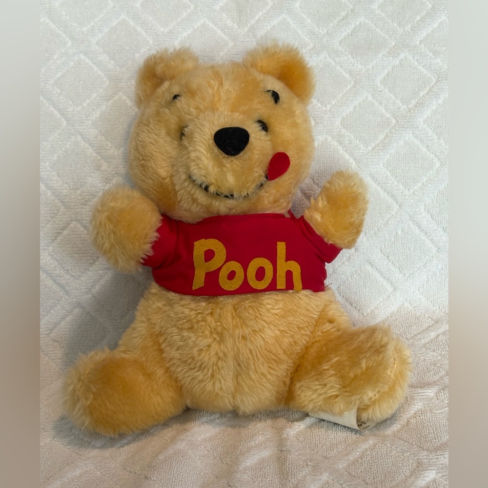 Vintage 1960’s Walt Disney Production Winnie The Pooh Plush Toy Sears Korea 11”